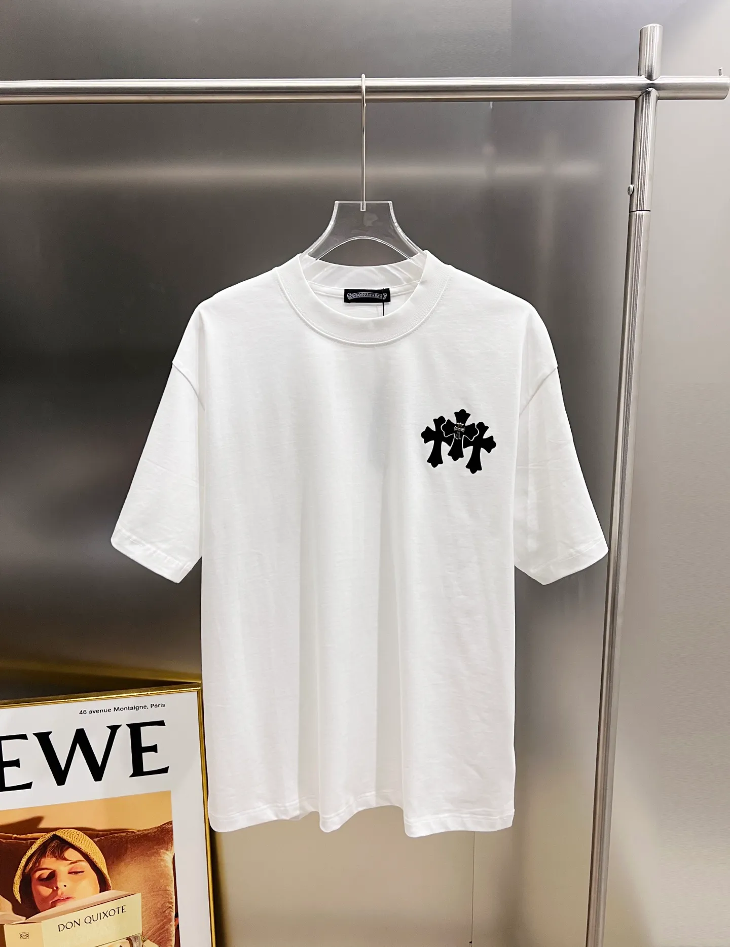 🅿️190 CH Crow 2025 Autumn and Winter New Short-sleeved T-shirt Cross leather craft Customized hardware metal + Middle Eastern Australian diamond design craft The real thing is great🔥Same style for men and women, loose version Size S M L XL XXL Five sizes black white